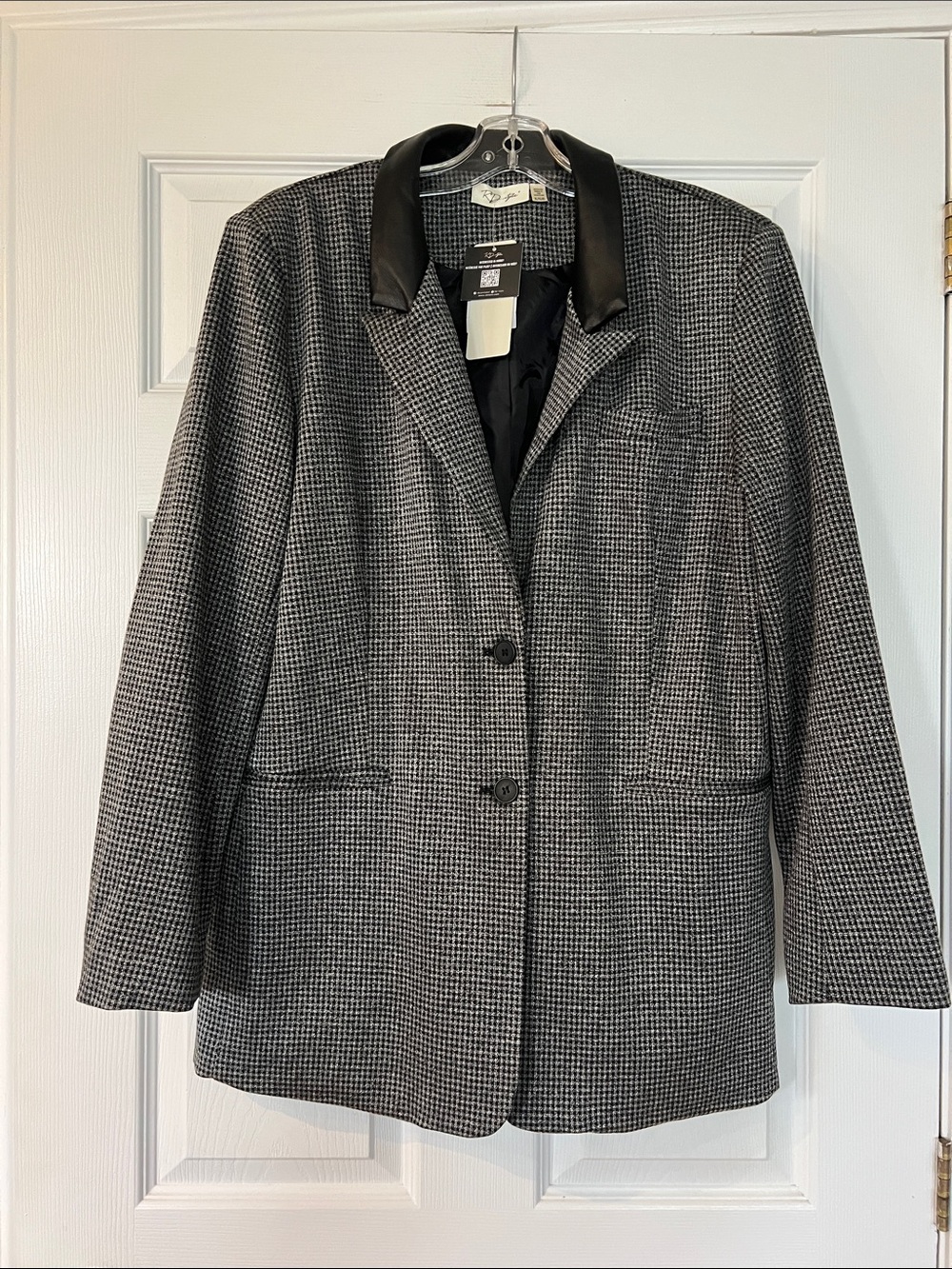 RD Style Black and White Houndstooth Blazer with Faux Leather Collar